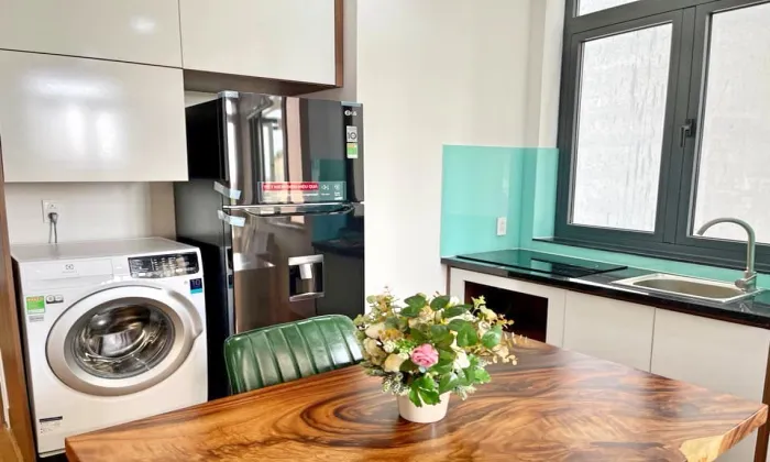 Serviced Apartment For Rent Behind Tropic Garden Thao Dien 65sqm 650 USD/month