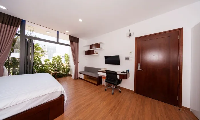 Garden Building Apartment For Rent in Cao Thang St D3 HCMC 40sqm 600 USD/month