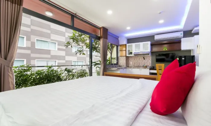 Stunning Studio Garden Building Serviced Apartment For Rent in District 3 HCMC 40sqm 600 USD/month