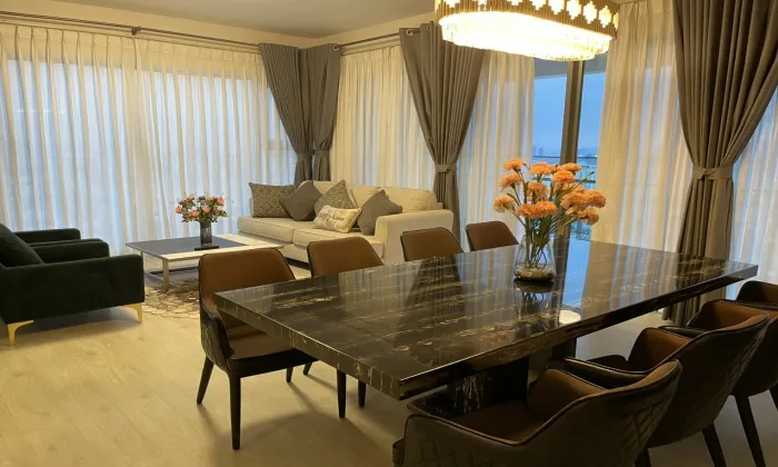 So Beautiful Three Bedroom Apartment for rent in Gateway Thao Dien HCMC 133sqm 3,000 USD/month