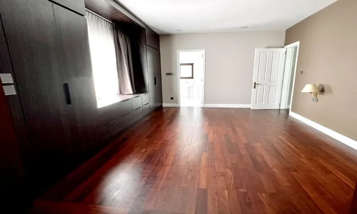 Spacious Villa For Rent in ABC Compound Tran Nao St Binh An Ward HCMC 400sqm 6,000 USD/month