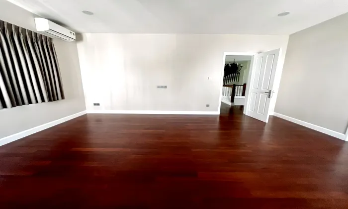 Spacious Villa For Rent in ABC Compound Tran Nao St Binh An Ward HCMC 400sqm 6,000 USD/month