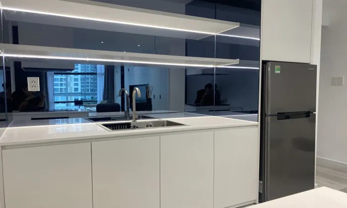 Modern Studio Serviced Apartment in Nguyen Huu Canh St Binh Thanh District HCMC 40sqm 700 USD/month