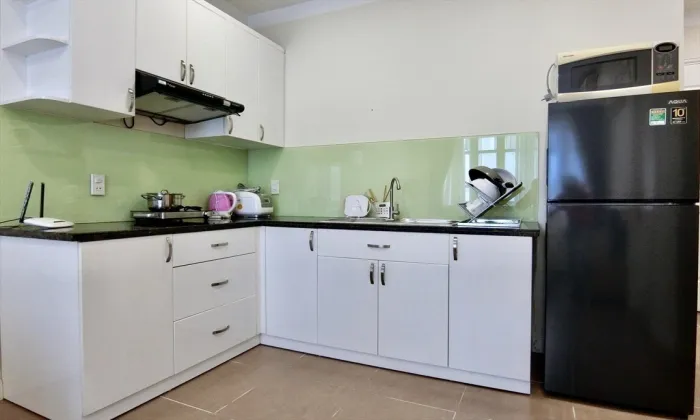One Bedroom Apartment Renovation For Rent in Truong Sa St Binh Thanh District 50sqm 650 USD/month
