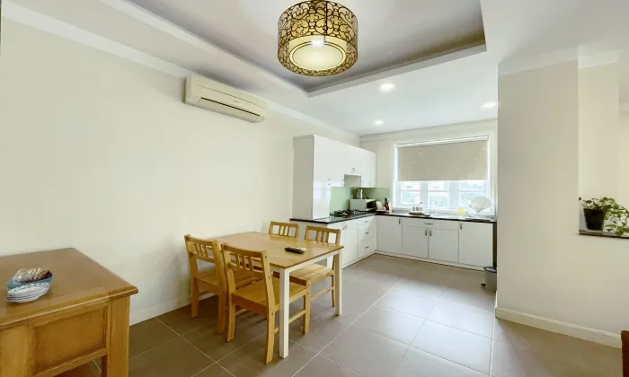 Two Bedroom Serviced Apartment For Rent in Pham Viet Chanh area Binh Thanh 80sqm 900 USD/month