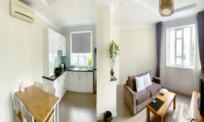 Two Bedroom Serviced Apartment For Rent in Pham Viet Chanh area Binh Thanh 80sqm 900 USD/month