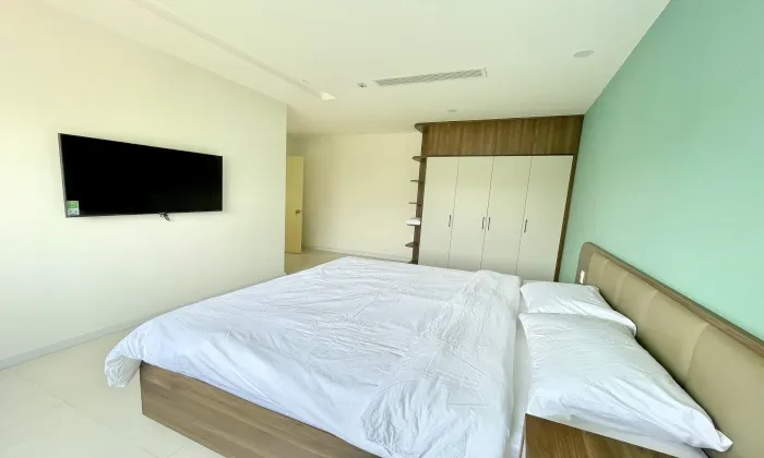 Balcony Two Bedroom Serviced Apartment in 204 Nguyen Van Huong Thao Dien HCM 80sqm 1,400 USD/month