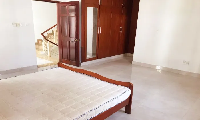Big House for rent in Tran Nao Binh An Ward Thu Duc City 500sqm 2,000 USD/month