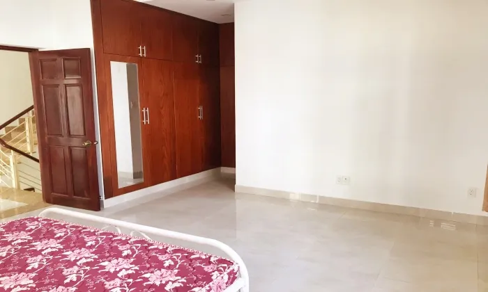 Big House for rent in Tran Nao Binh An Ward Thu Duc City 500sqm 2,000 USD/month