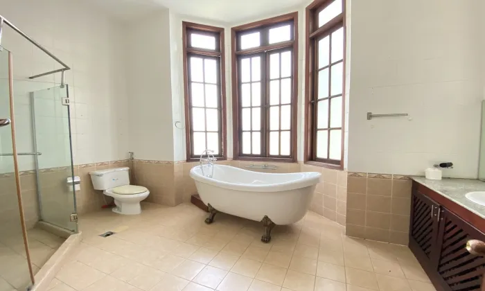 Huge Garden and Pool Villa for rent in Nguyen U Di Street Thao Dien HCMC 700sqm 5,000 USD/month