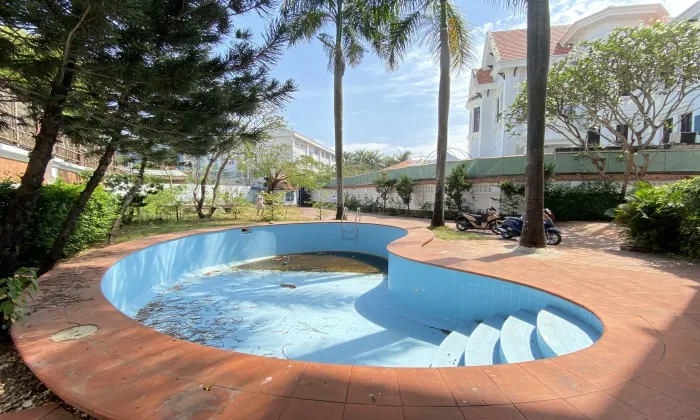 Huge Garden and Pool Villa for rent in Nguyen U Di Street Thao Dien HCMC 700sqm 5,000 USD/month