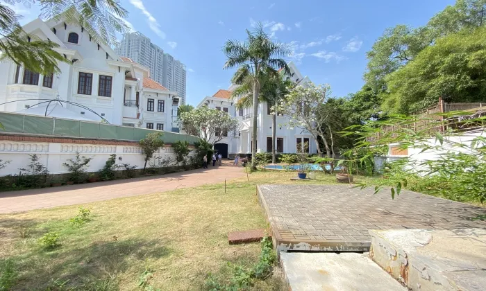 Huge Garden and Pool Villa for rent in Nguyen U Di Street Thao Dien HCMC 700sqm 5,000 USD/month