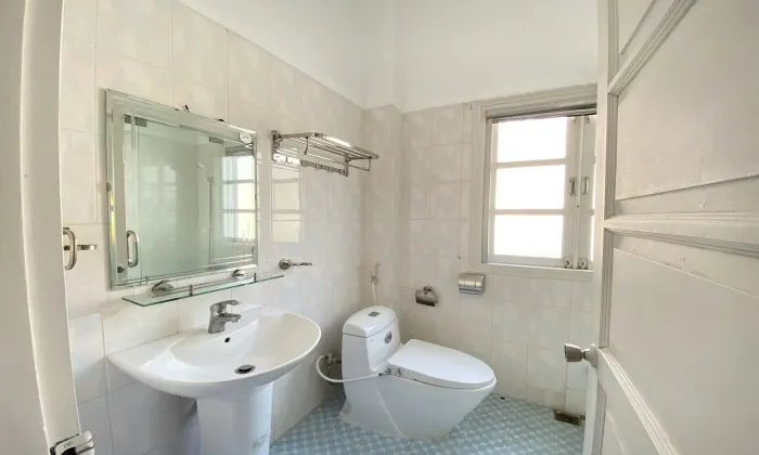 So Beautiful Garden Villa For Rent in Nguyen U Di Street Thao Dien HCMC 500sqm 6,000 USD/month