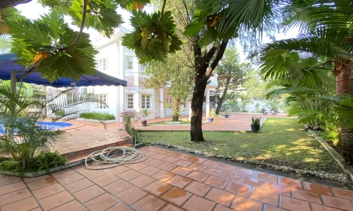So Beautiful Garden Villa For Rent in Nguyen U Di Street Thao Dien HCMC 500sqm 6,000 USD/month