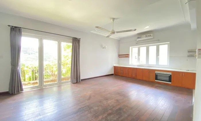 Big Villa For Rent in 188 Nguyen Van Huong Thao Dien Ward HCMC 900sqm 4,000 USD/month