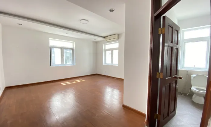 New And Clean Villa For Rent in 216 Nguyen Van Huong Thao Dien Ward HCMC 500sqm 3,000 USD/month
