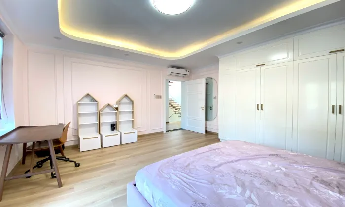 Luxury Fully Furnished Villa For Rent in 204B Nguyen Van Huong Thao Dien HCMC 400sqm 3,500 USD/month