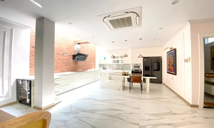 Luxury Fully Furnished Villa For Rent in 204B Nguyen Van Huong Thao Dien HCMC 400sqm 3,500 USD/month