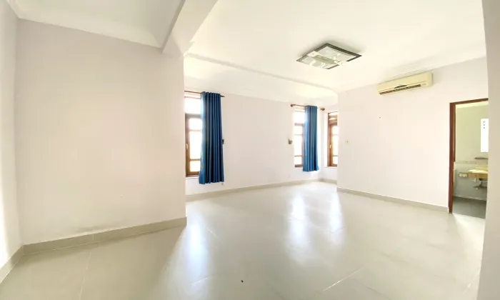 Spacious Villa For Rent in Fideco Compound 14 Thao Dien Street District 2 HCM 800sqm 4,000 USD/month