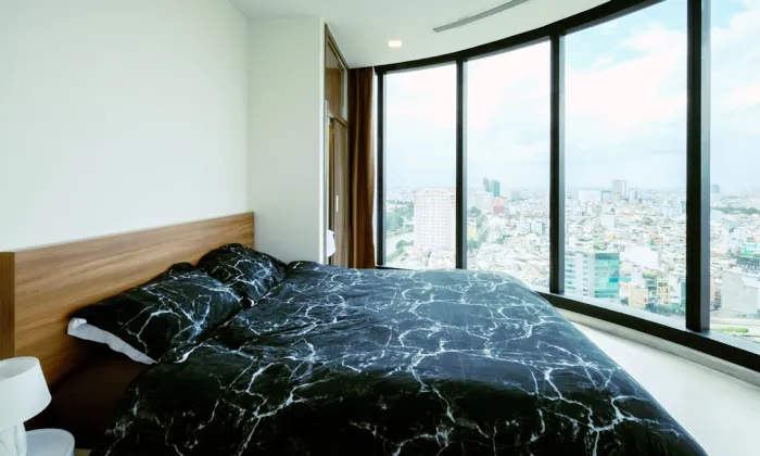 Vinhomes Golden River (Vinhomes Bason) District1 HCMC 81sqm 1,400 USD/month
