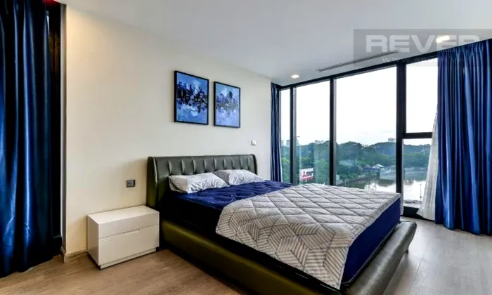 Three Beds Vinhomes Golden River Apartment For Rent HCMC 108sqm 1,700 USD/month