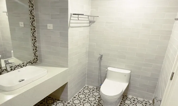 Queen Pearl Serviced Apartment in Binh Thanh HCMC 95sqm 1,000 USD/month