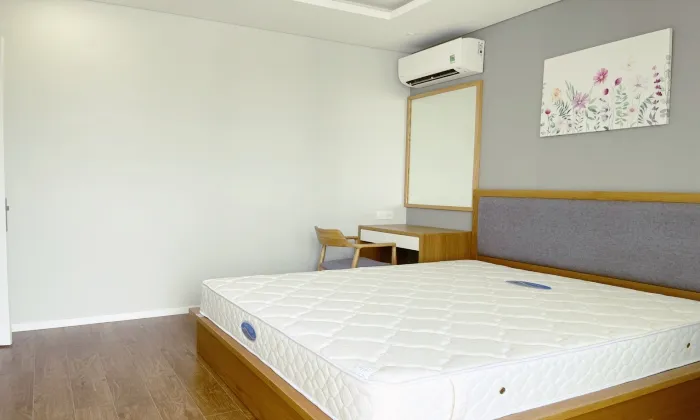 Queen Pearl Serviced Apartment in Binh Thanh HCMC 95sqm 1,000 USD/month