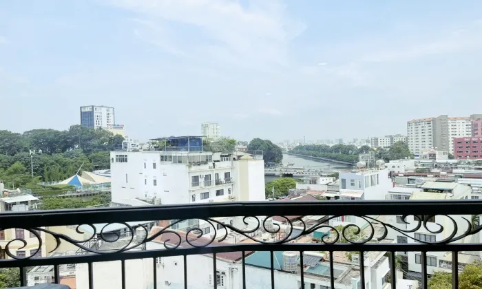 Queen Pearl Serviced Apartment in Binh Thanh HCMC 95sqm 1,000 USD/month