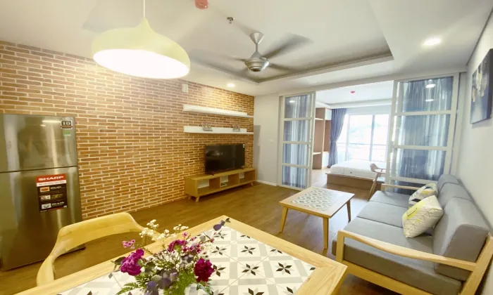 Studio Queen Pearl Serviced Apartment in Binh Thanh HCMC 45sqm 750 USD/month