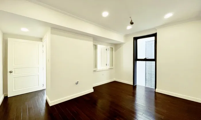 Unfurnished D' Lusso Apartment for rent in HCM 98sqm 800 USD/month
