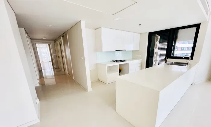 Unfurnished 3Beds City Garden Apartment For Rent HCM 140sqm 1,700 USD/month