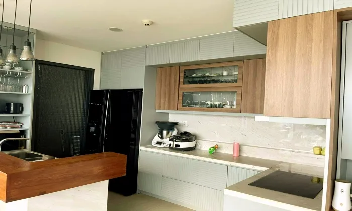 03 Beds Canary Diamond Island Apartment For Rent HCM 135sqm 1,800 USD/month