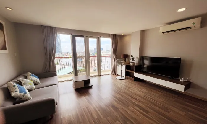 Two Balconies One Bedroom Serviced Apartment For Rent in HCM 65sqm 950 USD/month