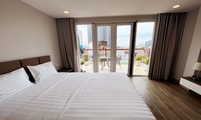 Two Balconies One Bedroom Serviced Apartment For Rent in HCM 65sqm 950 USD/month