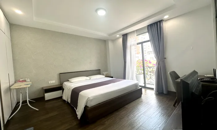 One Bedroom Spring House Serviced Apartment For Rent in HCMC 50sqm 650 USD/month