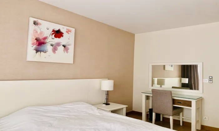 Garden View Good Size Diamond Island Apartment For Rent HCM 100sqm 1,100 USD/month