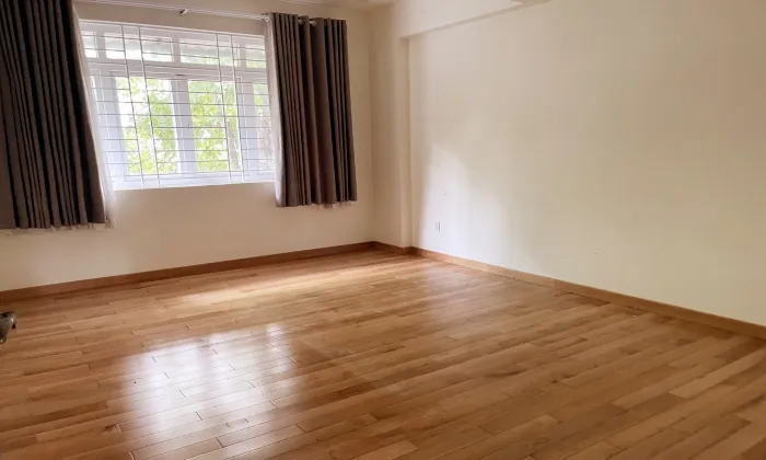 Garden Villa For Rent Road 47 Thao Dien Ho Chi Minh City 450sqm 2,500 USD/month