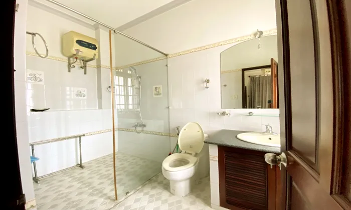 5Beds Villa For Rent in Fideco Compound Thao Dien HCMC 450sqm 4,000 USD/month