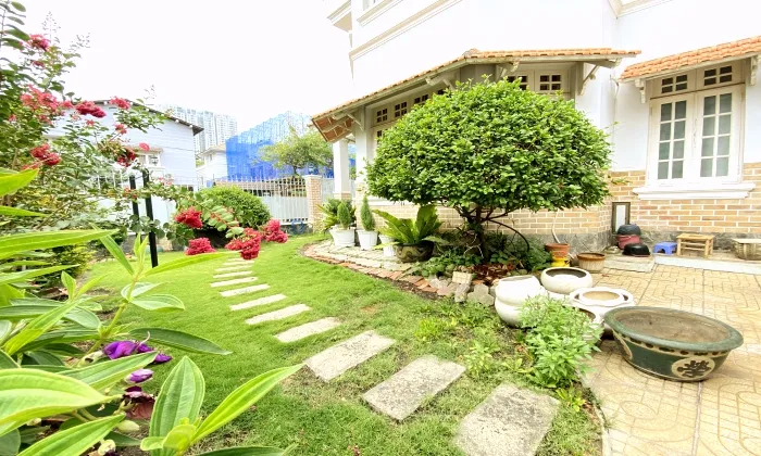5Beds Villa For Rent in Fideco Compound Thao Dien HCMC 450sqm 4,000 USD/month