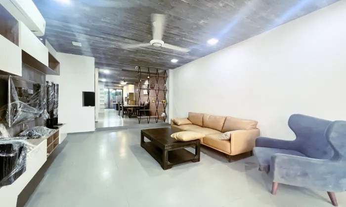 4Beds House For Rent in Road 8 An Phu Ho Chi Minh City 200sqm 1,300 USD/month