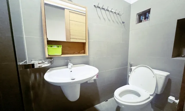 4Beds House For Rent in Road 8 An Phu Ho Chi Minh City 200sqm 1,300 USD/month