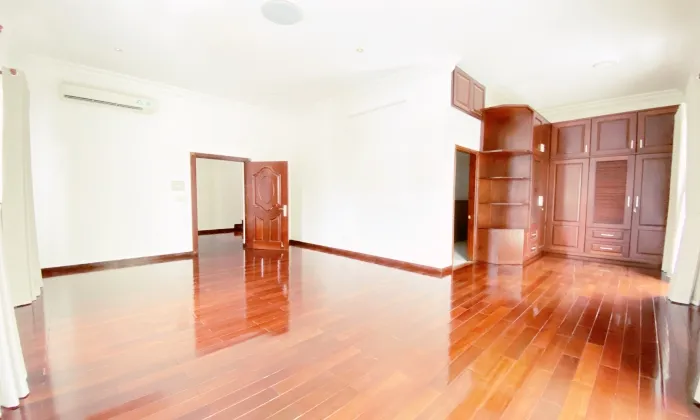 New Villa For Rent in Nguyen U Di St Thao Dien HCMC 670sqm 5,000 USD/month