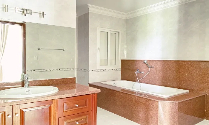 New Villa For Rent in Nguyen U Di St Thao Dien HCMC 670sqm 5,000 USD/month