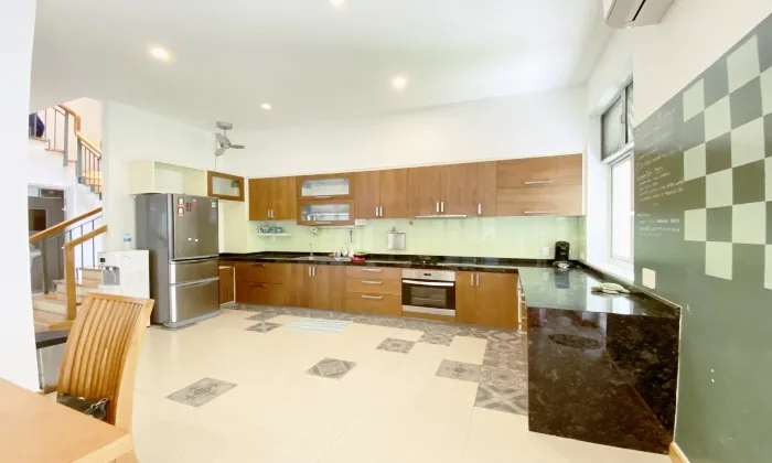 Modern Villa For Rent Behind Masteri Thao Dien HCMC 260sqm 2,900 USD/month