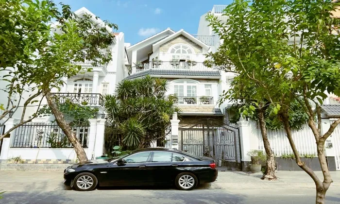 Furnished Villa For Rent in Fideco Compound Thao Dien HCMC 350sqm 4,000 USD/month
