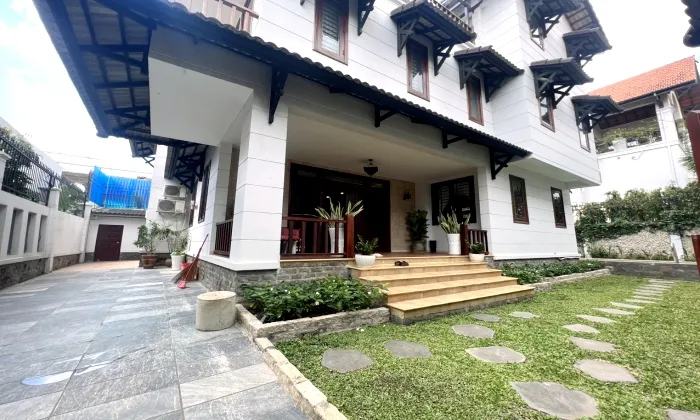 Villa For Rent in Eden Compound Nguyen Van Huong St Thao Dien HCM 600sqm 5,000 USD/month