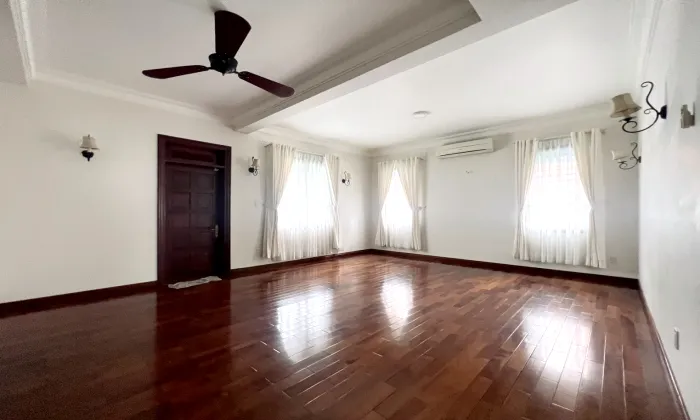 Villa For Rent in Eden Compound Nguyen Van Huong St Thao Dien HCM 600sqm 5,000 USD/month