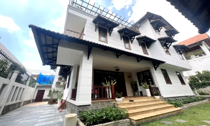 Villa For Rent in Eden Compound Nguyen Van Huong St Thao Dien HCM 600sqm 5,000 USD/month