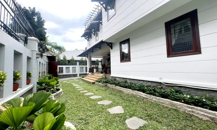 Villa For Rent in Eden Compound Nguyen Van Huong St Thao Dien HCM 600sqm 5,000 USD/month