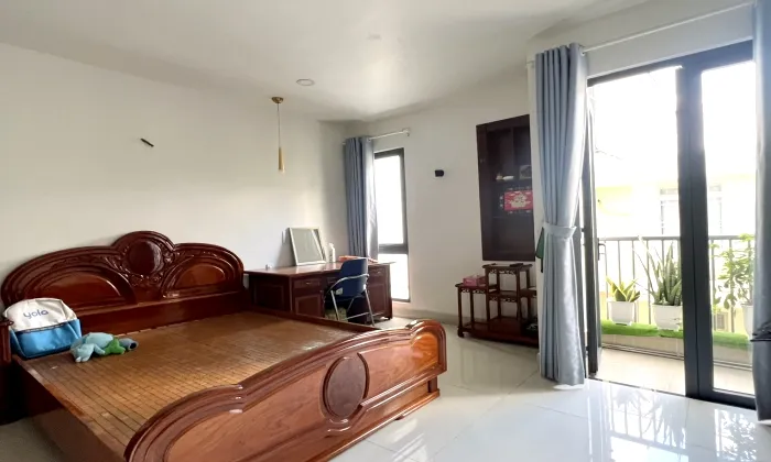 03 Bedroom House For Rent in Road 61 Thao Dien HCMC 200sqm 1,200 USD/month
